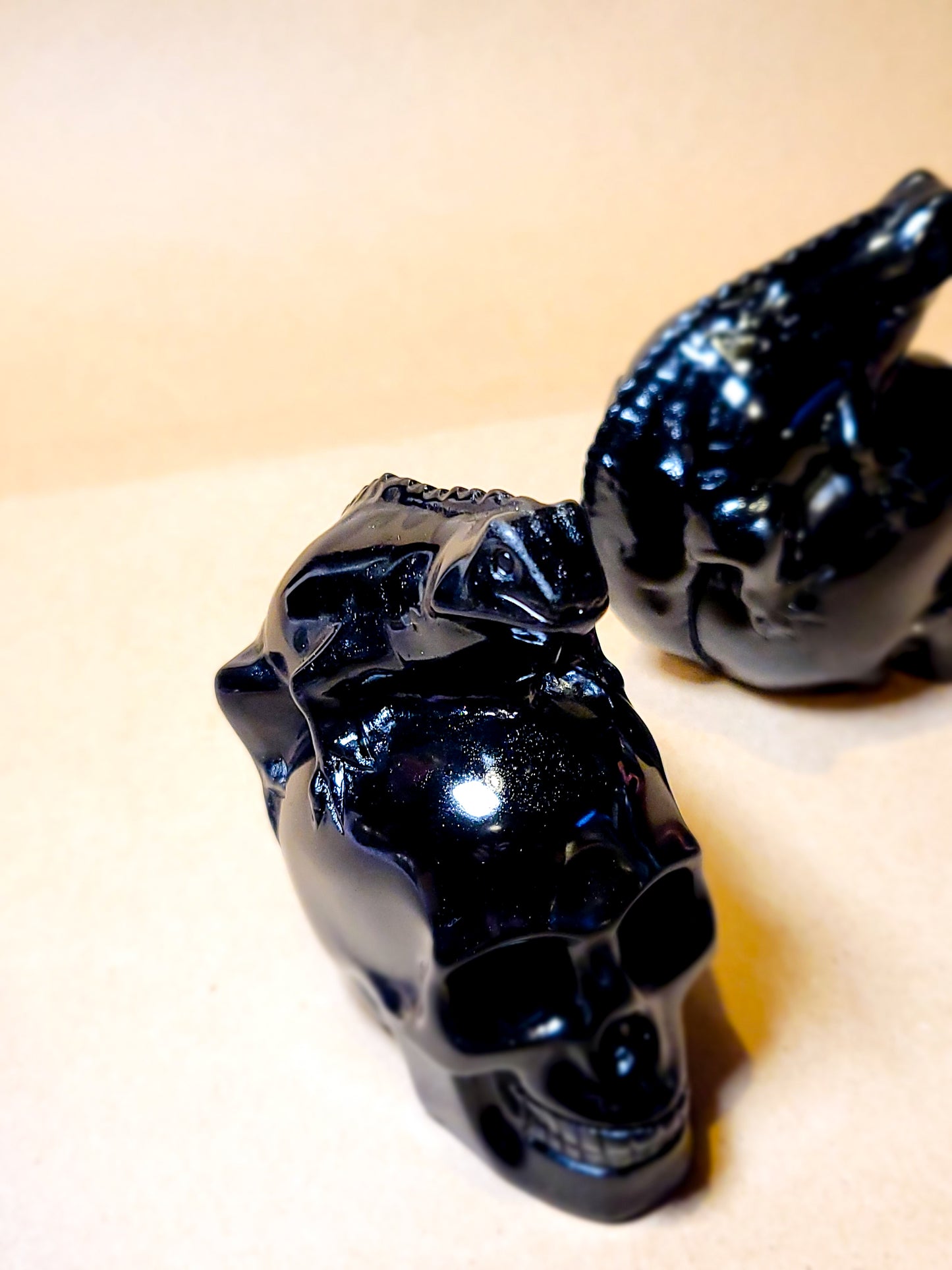 Black Obsidian Lizard Skull