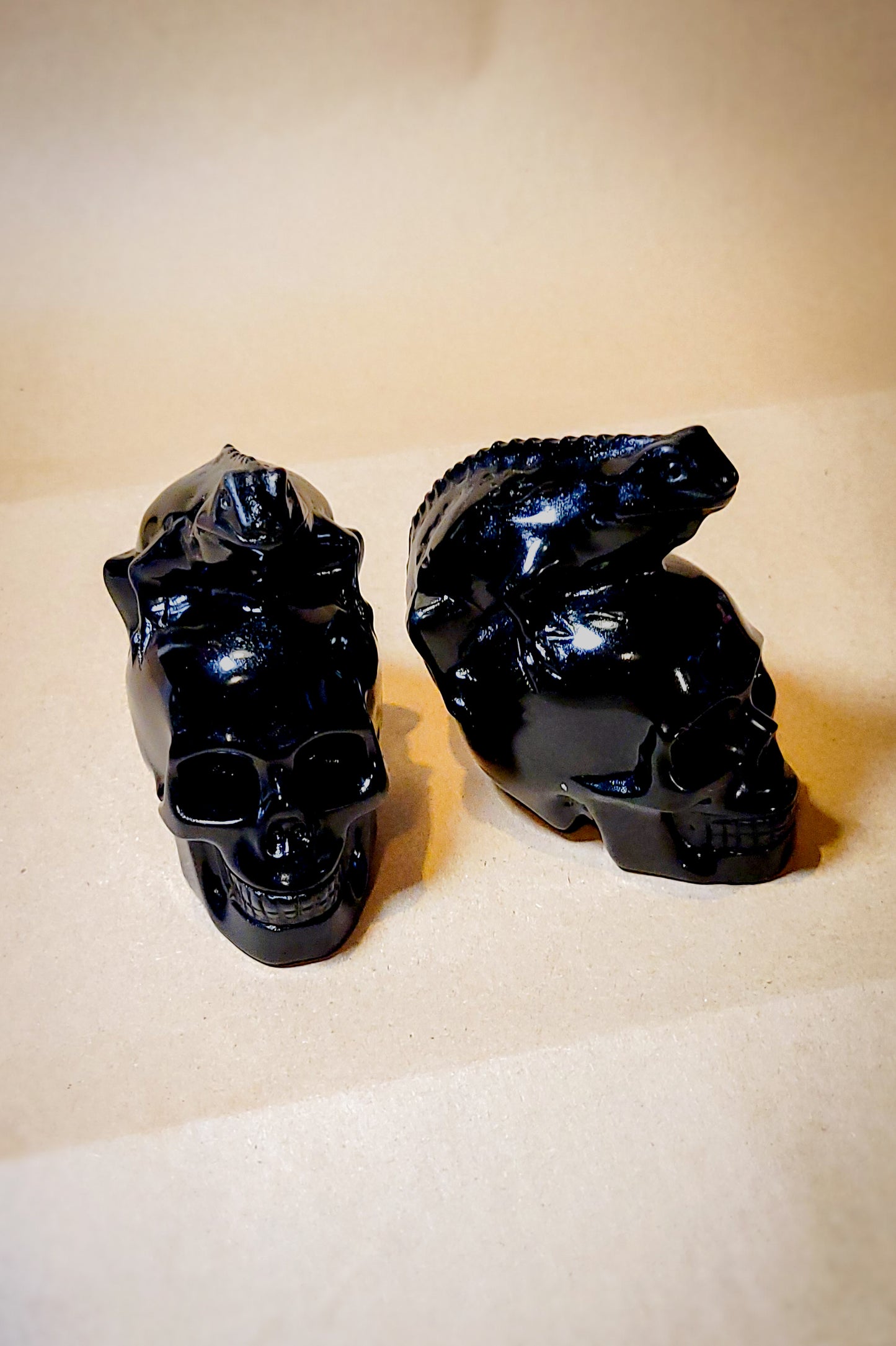 Black Obsidian Lizard Skull